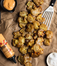 Load image into Gallery viewer, Sriracha Horseradish Garnishing Squeeze