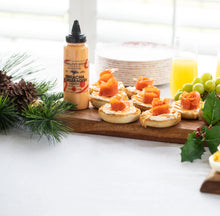 Load image into Gallery viewer, Sriracha Horseradish Garnishing Squeeze