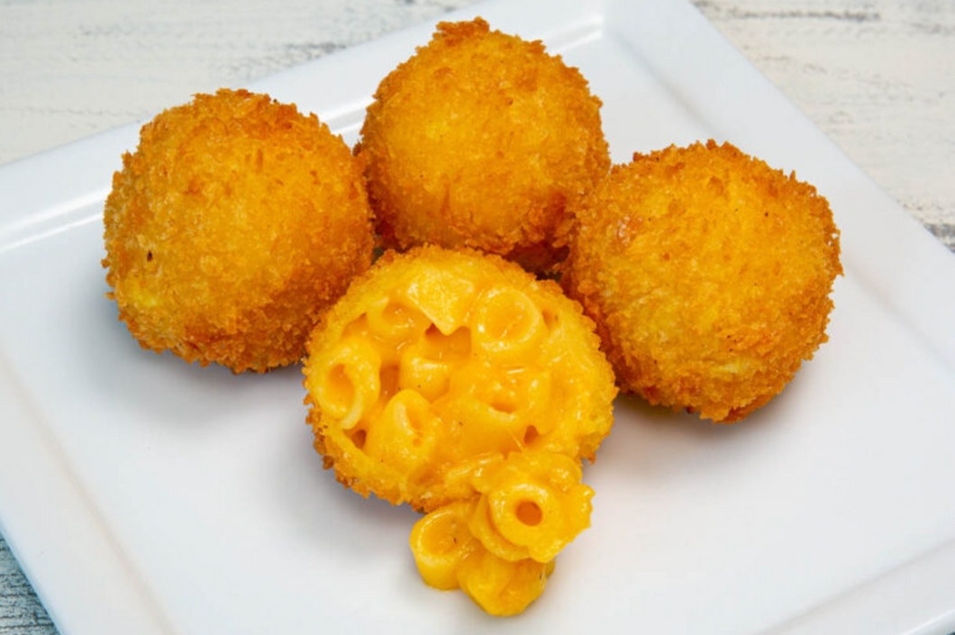 Andouille Sausage Mac & Cheese Poppers