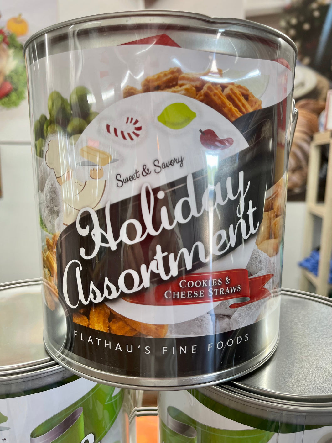 Holiday Assortment / 4 oz Pail of Cheese Straws & Shortbread Cookies