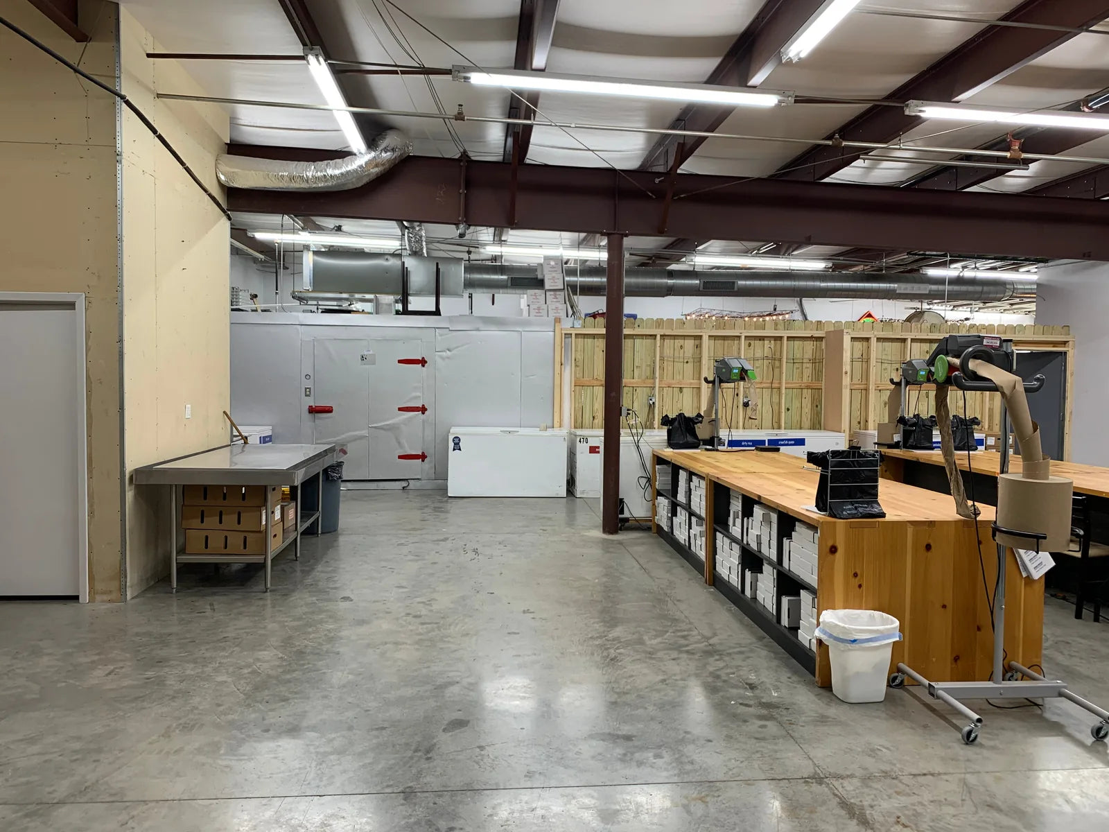 Shipping facility with boxes prepared for nationwide delivery
